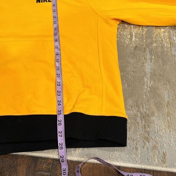 Nike Evolution of The Swoosh Club Pullover Hoodie Yellow Black size L in EUC - Picture 9 of 10